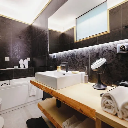 住宿加早餐酒店 Incentro Domus 滨海波利尼亚诺