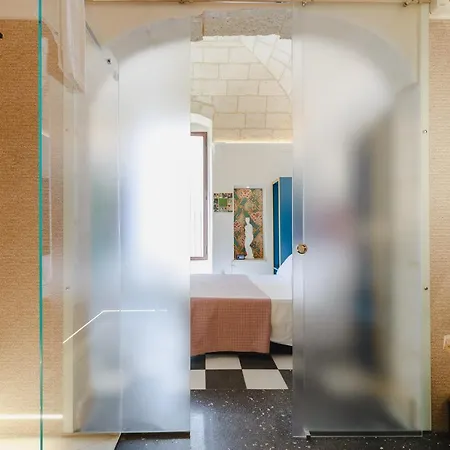 ベッド・アンド・ブレックファスト Incentro Domus