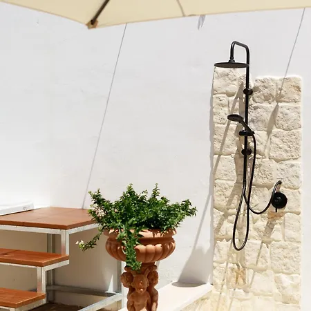 Incentro Domus Bed & Breakfast 4*