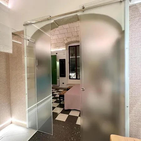Incentro Domus Oda ve Kahvaltı Polignano a Mare